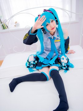 Vocaloid - Hatsune Miku cosplay by Kuuya_150