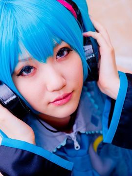 Vocaloid - Hatsune Miku cosplay by Kuuya_284