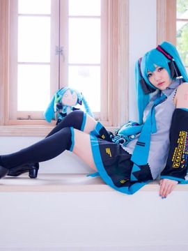 Vocaloid - Hatsune Miku cosplay by Kuuya_039