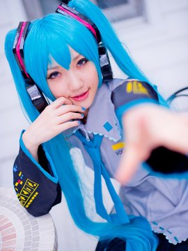 Vocaloid - Hatsune Miku cosplay by Kuuya_303