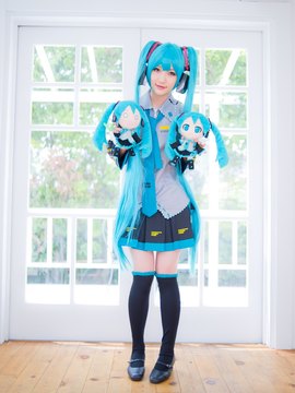 Vocaloid - Hatsune Miku cosplay by Kuuya_005