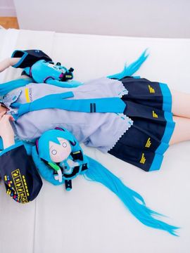 Vocaloid - Hatsune Miku cosplay by Kuuya_159