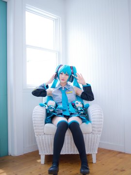 Vocaloid - Hatsune Miku cosplay by Kuuya_021