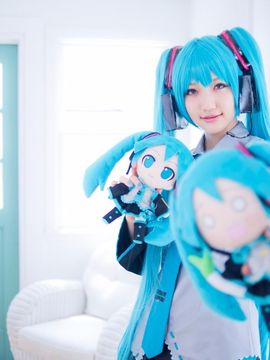 Vocaloid - Hatsune Miku cosplay by Kuuya_015