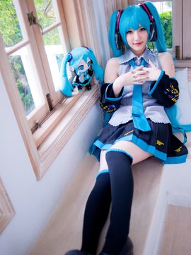 Vocaloid - Hatsune Miku cosplay by Kuuya_046