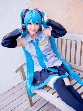 Vocaloid - Hatsune Miku cosplay by Kuuya_278