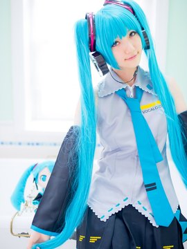 Vocaloid - Hatsune Miku cosplay by Kuuya_118