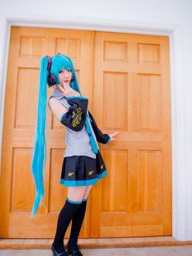 Vocaloid - Hatsune Miku cosplay by Kuuya_249