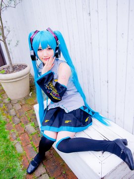 Vocaloid - Hatsune Miku cosplay by Kuuya_271