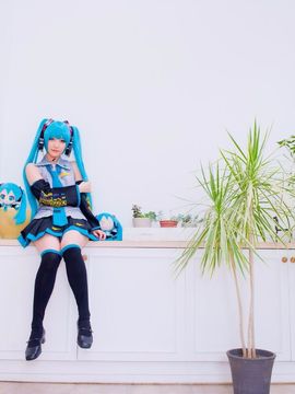 Vocaloid - Hatsune Miku cosplay by Kuuya_236