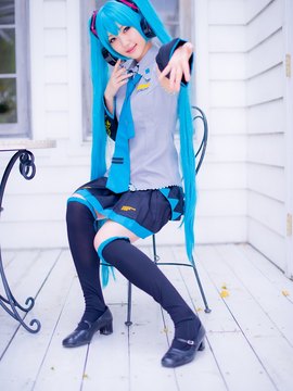 Vocaloid - Hatsune Miku cosplay by Kuuya_298