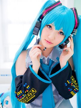 Vocaloid - Hatsune Miku cosplay by Kuuya_115