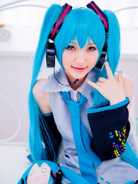 Vocaloid - Hatsune Miku cosplay by Kuuya_148