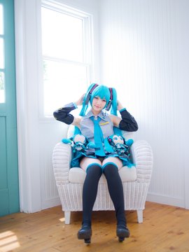 Vocaloid - Hatsune Miku cosplay by Kuuya_020