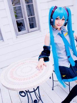 Vocaloid - Hatsune Miku cosplay by Kuuya_287