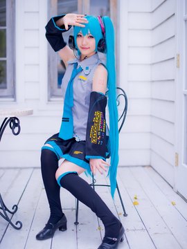 Vocaloid - Hatsune Miku cosplay by Kuuya_296