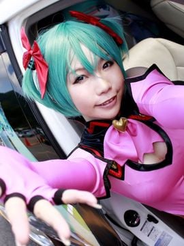 Vocaloid - Hatsune Miku devil cosplay by Higurashi Rin_051