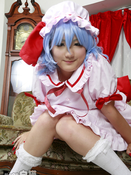 Touhou - Remilia Scarlet cosplay by Kaori_069