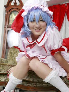 Touhou - Remilia Scarlet cosplay by Kaori_071