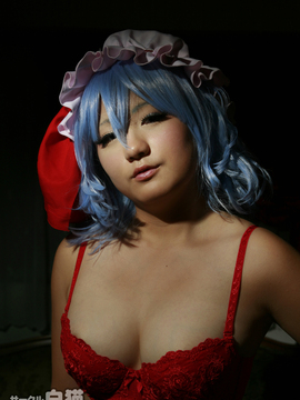 Touhou - Remilia Scarlet cosplay by Kaori_084