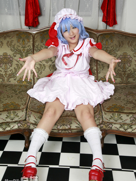 Touhou - Remilia Scarlet cosplay by Kaori_044