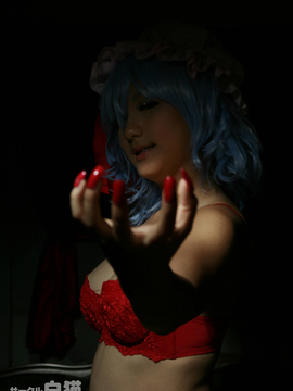 Touhou - Remilia Scarlet cosplay by Kaori_095