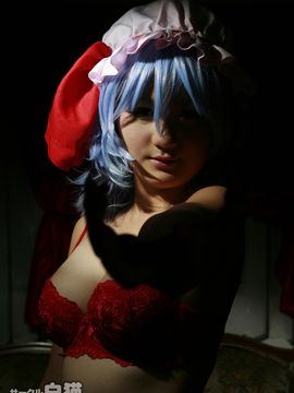 Touhou - Remilia Scarlet cosplay by Kaori_094