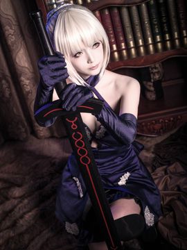 《Fate stay night》saber小礼服 C O S P L A Y_#FateGrandOrder##Saber Alter# (7)