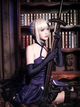 《Fate stay night》saber小礼服 C O S P L A Y_#FateGrandOrder##Saber Alter# (5)