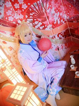 《Fate Stay Night》Saber晴着ver.~吾王和服新年挂画 C O S P L A Y_SABER 晴着 和服场照 (10)