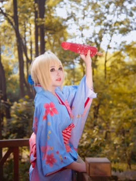 《Fate Stay Night》Saber晴着ver.~吾王和服新年挂画 C O S P L A Y_【和服saber和樱saber】你是我放不下的执着 (2)