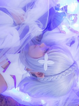 《Re从零开始的异世界生活》Emilia C O S P L A Y_Re：从零开始的异世界生活Emilia 爱蜜莉雅 (4)