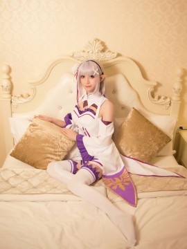 《Re从零开始的异世界生活》Emilia C O S P L A Y_爱蜜莉雅 公式服 (7)