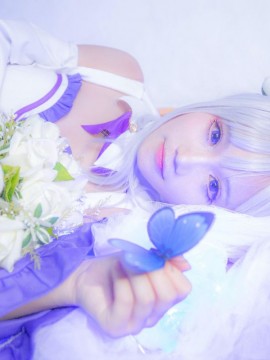 《Re从零开始的异世界生活》Emilia C O S P L A Y_Re：从零开始的异世界生活Emilia 爱蜜莉雅 (5)