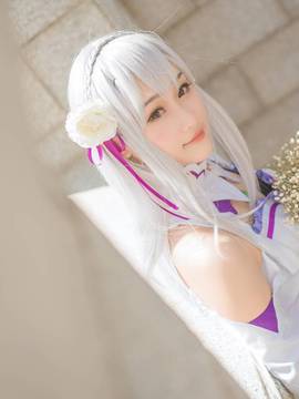 《Re从零开始的异世界生活》Emilia C O S P L A Y_从零开始的异世界生活艾米莉亚 (5)