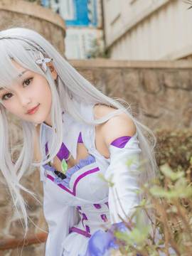 《Re从零开始的异世界生活》Emilia C O S P L A Y_从零开始的异世界生活艾米莉亚 (4)