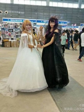 《刀剑神域》亚丝娜花嫁COSPLAY_★ 刀剑神域 ★ 婚纱ver (4)