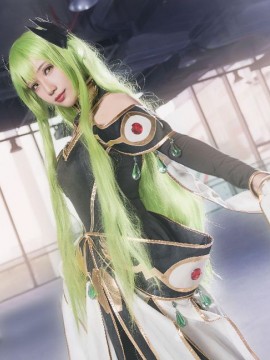 《CODE GEASS》C.C ED插画皇后装 C O S P L A Y_反叛的鲁路修c.c皇后装 (5)