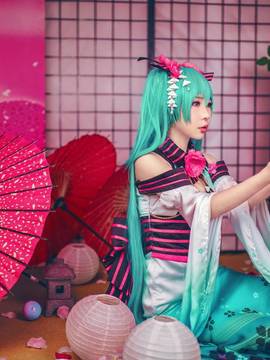 螺旋猫异国歌姬版“初音未来”COS_0068