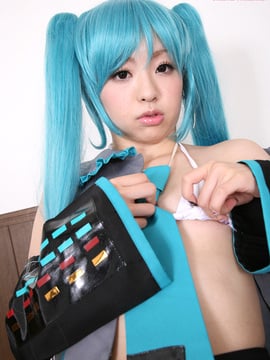 [Cosdoki] Vocaloid - Hatsune Miku cosplay by Asuka Honoka_038