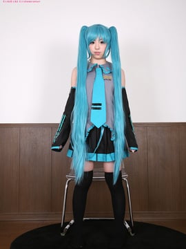 [Cosdoki] Vocaloid - Hatsune Miku cosplay by Asuka Honoka_002